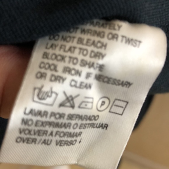 Elisabeth Black Jacket Size 2 - Picture 7 of 7